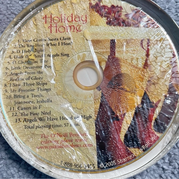 Rare The O'Neill Brother's Candle by Old VA. Candle Co. Holiday Home Apple W/ CD - Picture 4 of 4